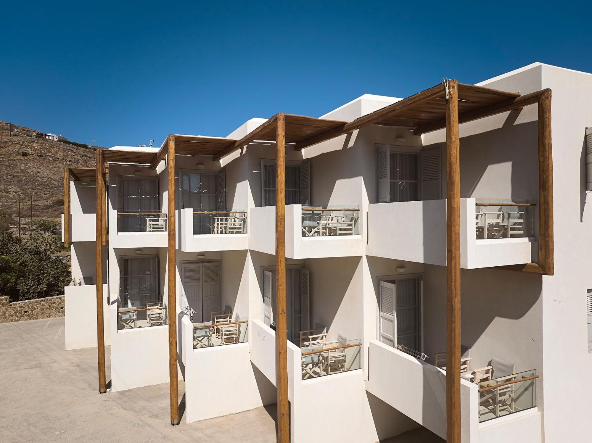 Kythnos Bay Hotel Loutrá Екстериор снимка